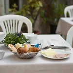 Hotel Ih Salute Palace (adults Only)