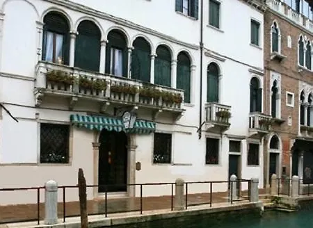 Ih Salute Palace (adults Only) Hotel