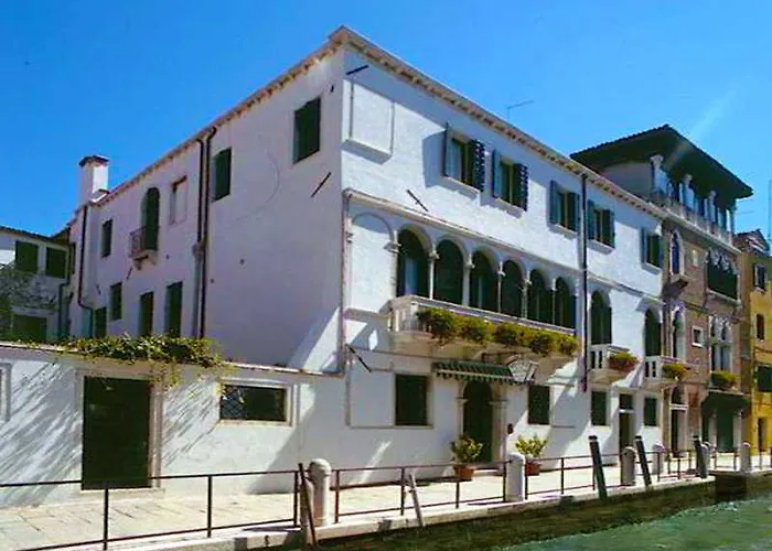 Ih Salute Palace (adults Only)