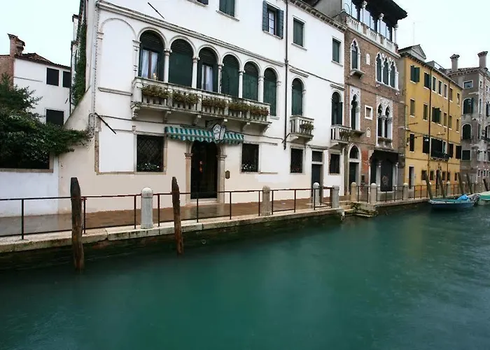 Ih Salute Palace (adults Only) Hotel 3*