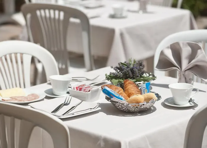 Ih Salute Palace (adults Only) Hotel 3*